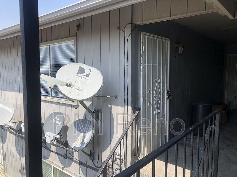 1st image of 2560 E St APT J