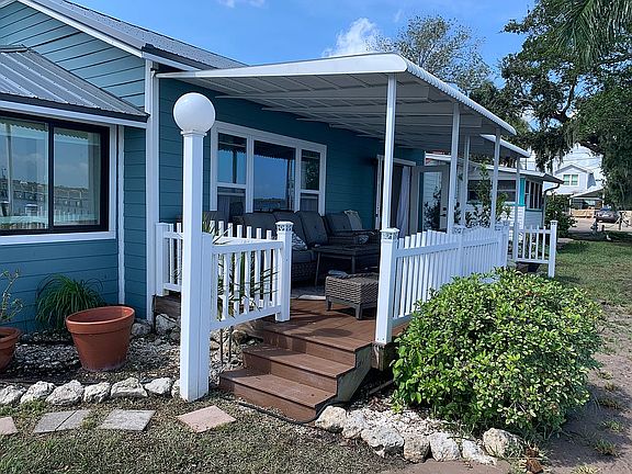 Side Deck facing the Manatee