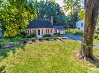 87 Crescent Rd, Fairport, NY 14450