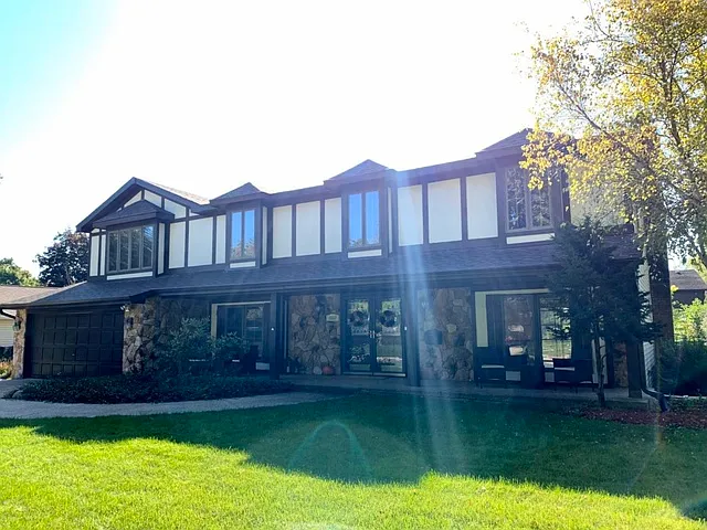 1007 W Golf Rd photo 1