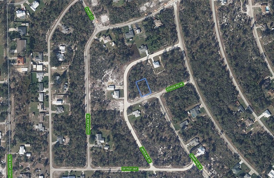 2nd image of 102 Edison Rd NE