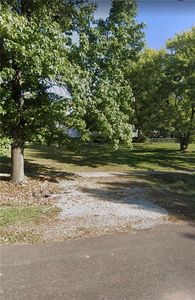 E Walnut St, Appleton City, MO, 64724