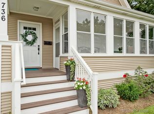 736 Warren Ave, Downers Grove, IL 60515