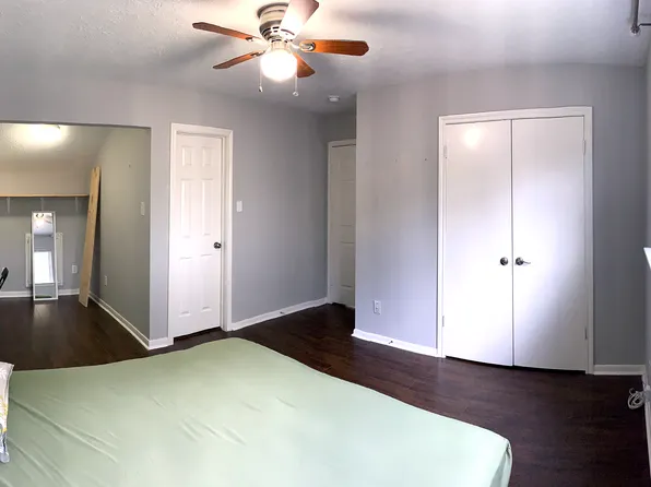 11914 Briar Forest Dr, Houston, TX 77077