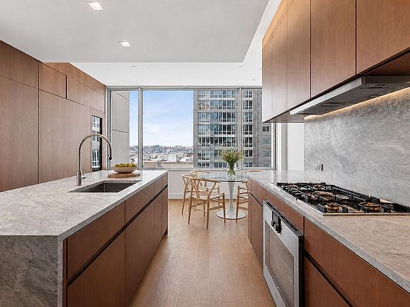 4th image of 611 W 56th St #11