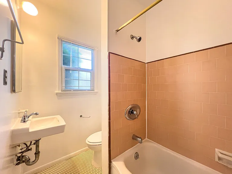 4635 Finley Ave — Photo 5