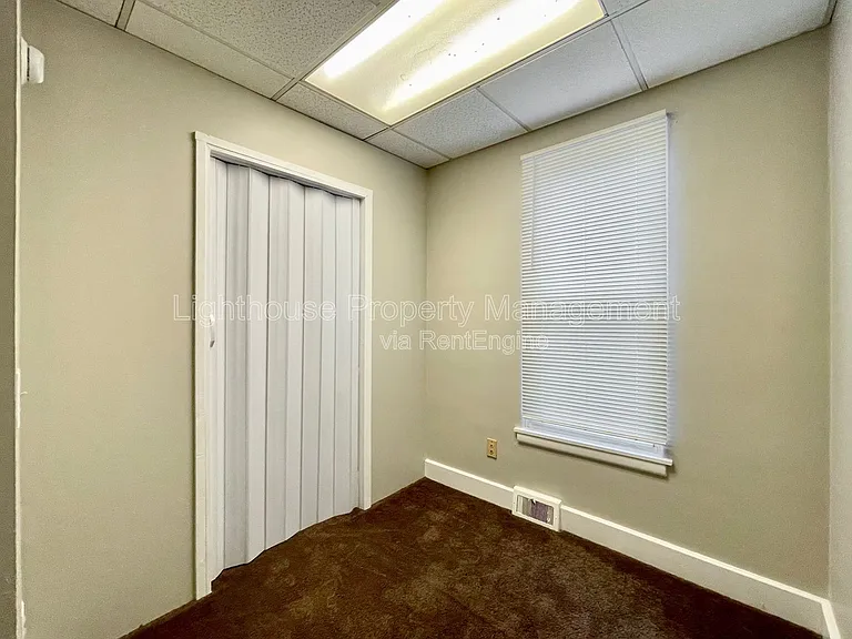 1633 Peck St #1 — Photo 8