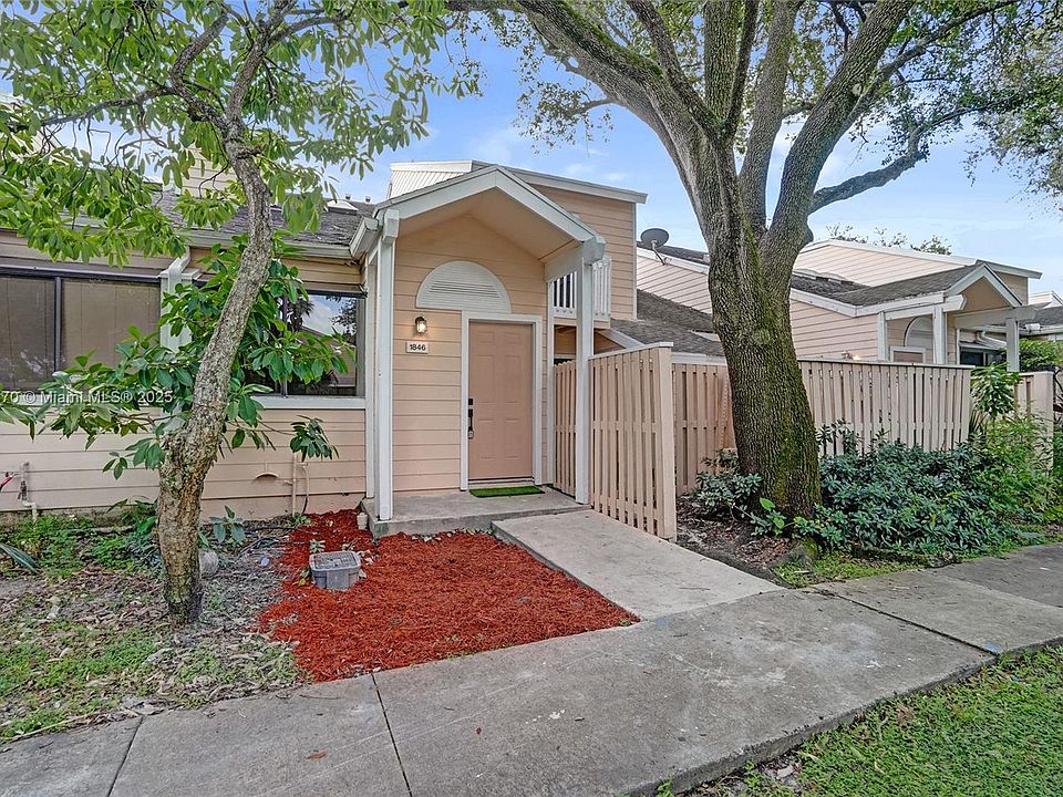 1846 Racquet Ct, Pompano Beach, FL 33068 | Zillow