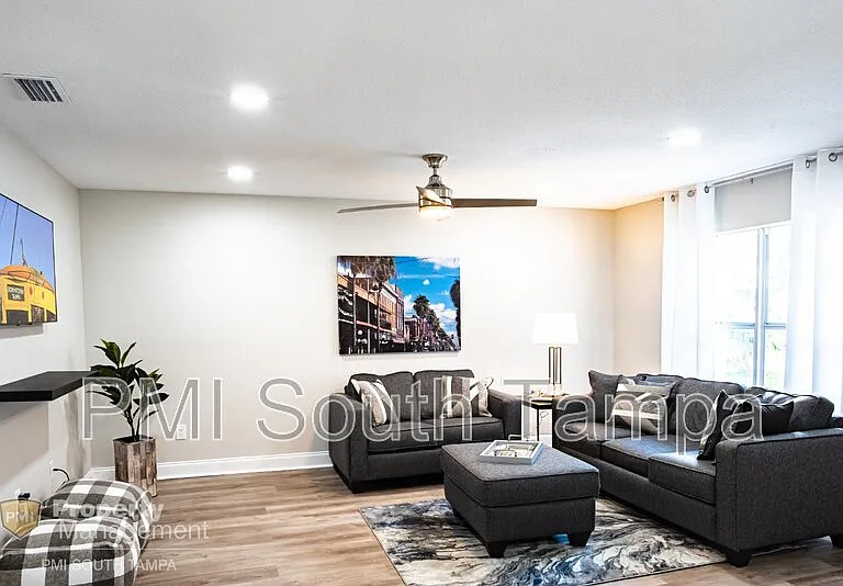2214 E 18th Ave — Photo 4
