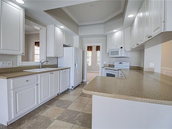 3rd image of 8031 Wilfredo Ct