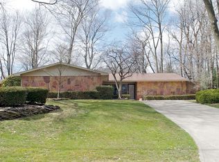 1178 Charwood Rd, Mansfield, OH 44907