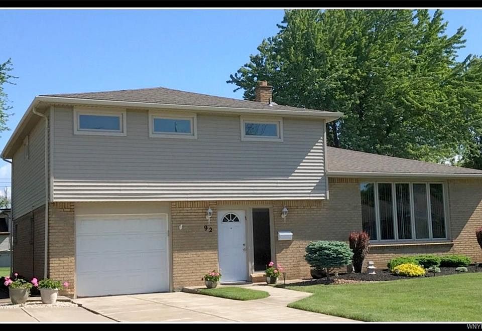 1st image of 92 Noel Dr