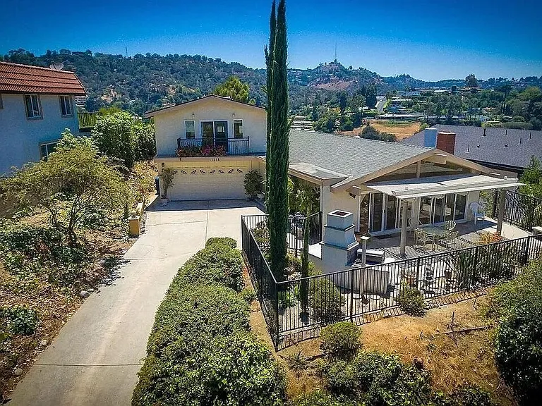 11318 Dona Lisa Dr — Photo 2