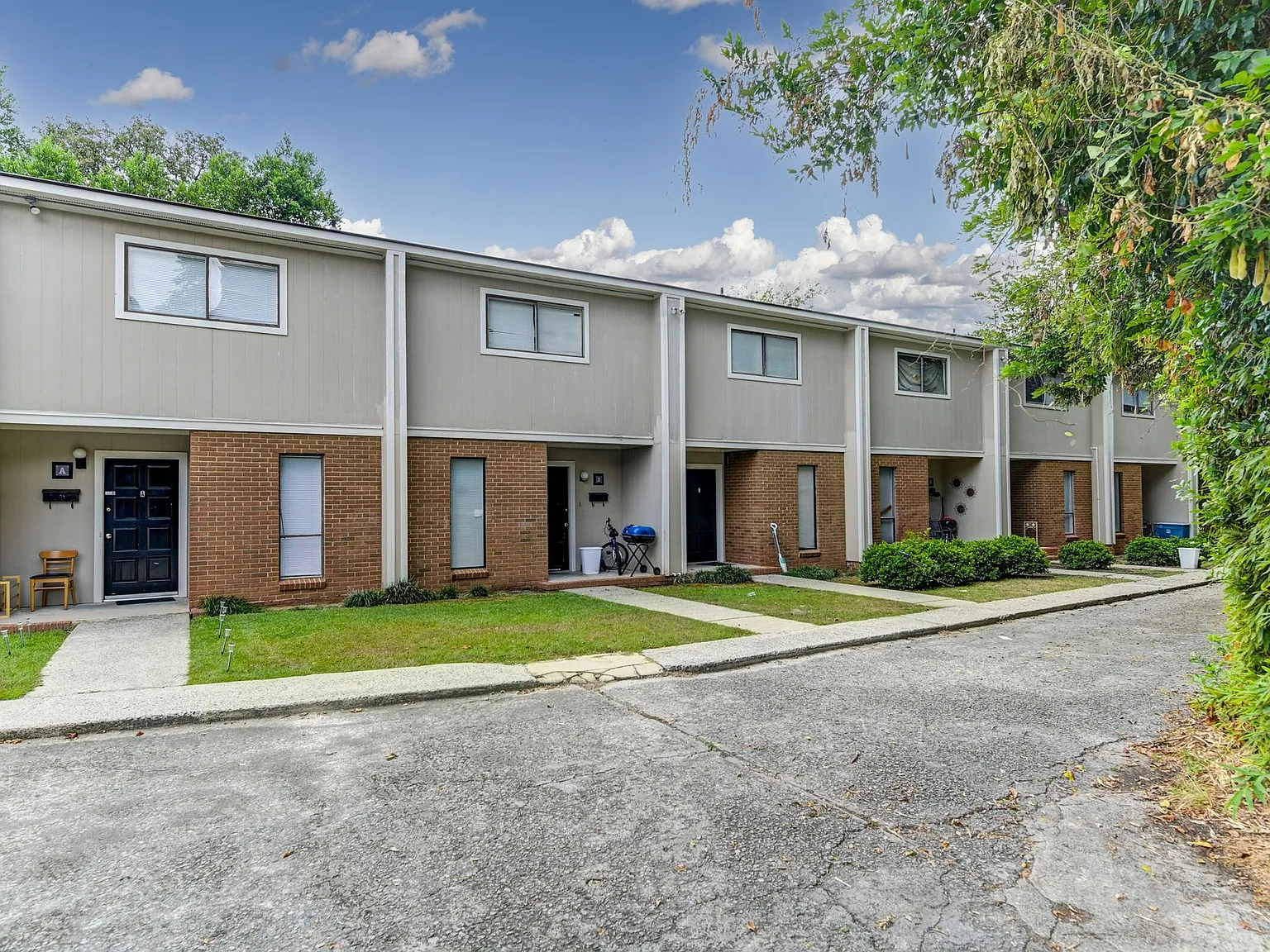 828 Suber Street - Inside CoC - R13708-11-02 — Photo 1