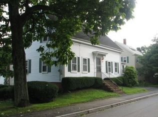 71 Pleasant St, Manchester, MA 01944