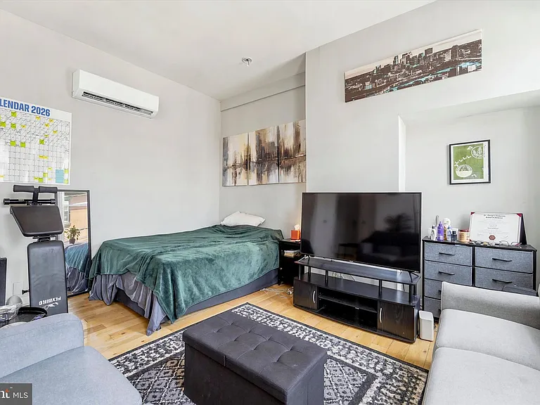 1546 Frankford Ave #2-C — Photo 6