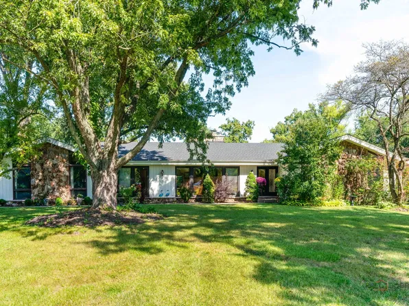 (undisclosed Address), Riverwoods, IL 60015