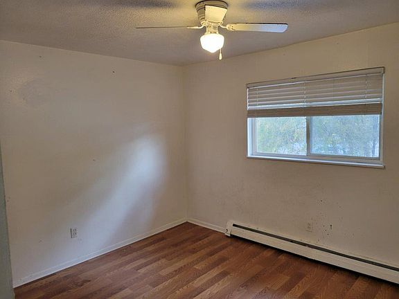 2nd image of 350 Vehr Dr APT 4