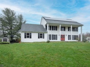 35 Braemar Pl, Bridgewater, NJ 08807