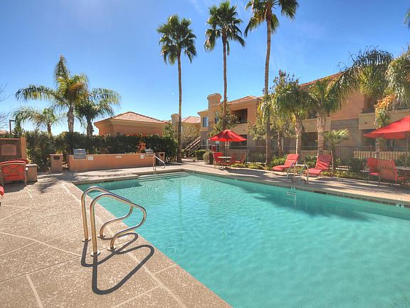 3rd image of 1941 S Pierpont Dr #2121