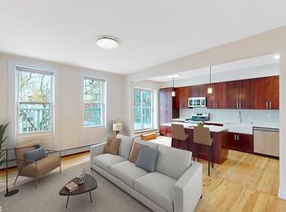 10-47 48th Ave, Long Island City, NY 11101