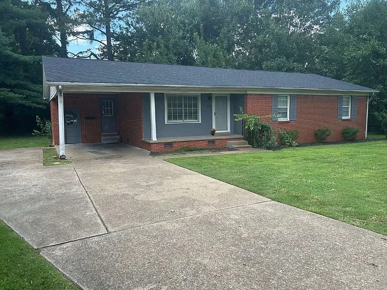 2619 Central Ave — Photo 1