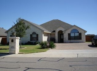 10000 Shawnee Trl, Waco, TX 76712