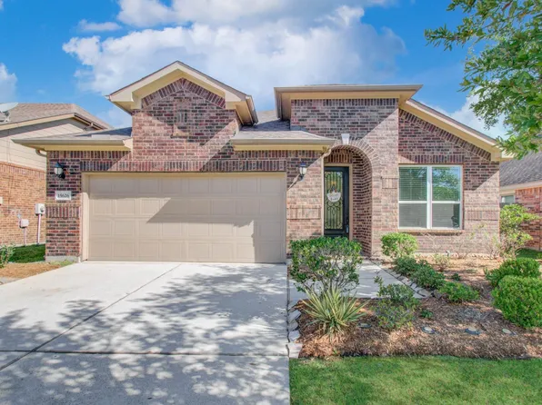15626 Windsor Bluff Dr, Cypress, TX 77429