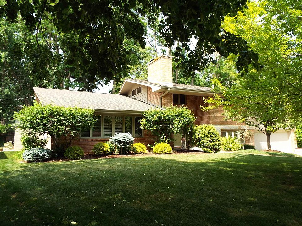 1205 Adeline St, Dubuque, IA 52003 Zillow