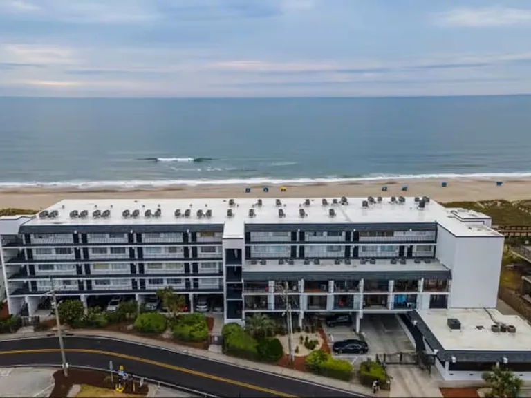 222 Carolina Beach Ave N #303 — Photo 8