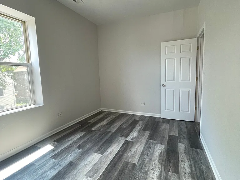 3005 W 19th St #2W — Photo 8