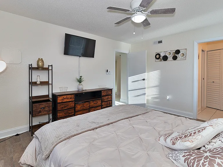 387 S McMullen Booth Rd #15 — Photo 9