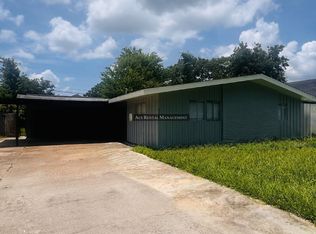 4221 3rd St, Port Arthur, TX 77642