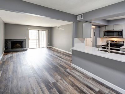 499 Wright St APT 201, Lakewood, CO, 80228