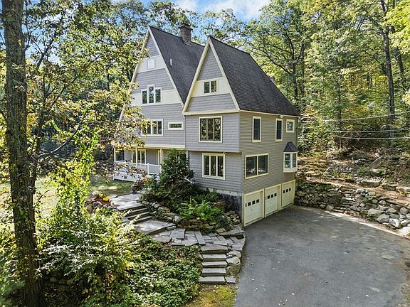 2nd image of 184 Old Bolton Rd