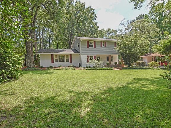 3rd image of 326 Ashley Dr