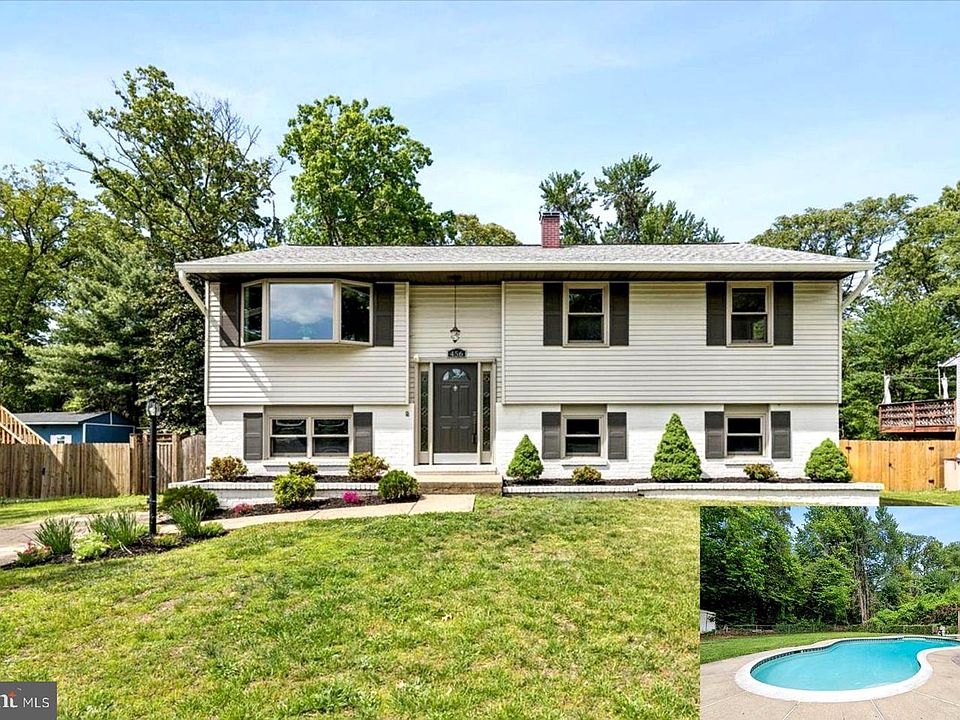 1st image of 456 Ruth Rd