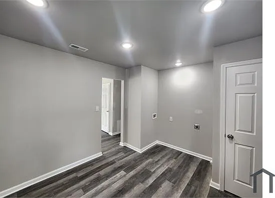 2 bed, 750 sqft, $1,250 — Photo 3