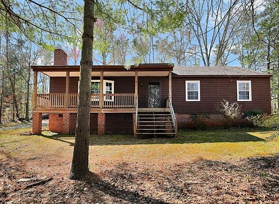 3rd image of 2447 E Deerpath Dr