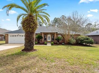 1683 Condor Dr, Cantonment, FL 32533