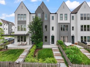 352 E Village Ln, Nashville, TN 37216