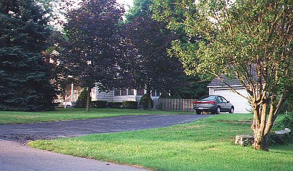 Dbl-wide d-way & 2car garage