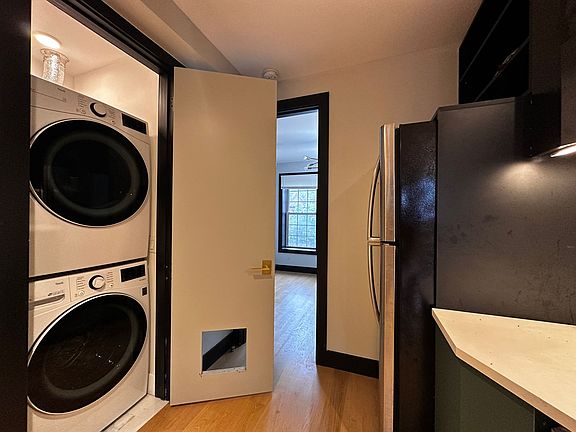 3rd image of 41 Van Wagenen Ave #L2
