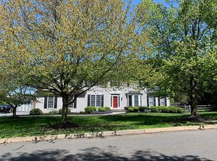 860 Empress Rd, West Chester, PA 19382