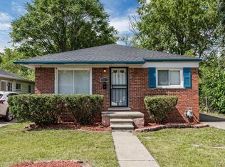 29216 Hazelwood St, Inkster, MI 48141