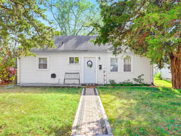 2804 Gladstone Ave, Rockford, IL 61101