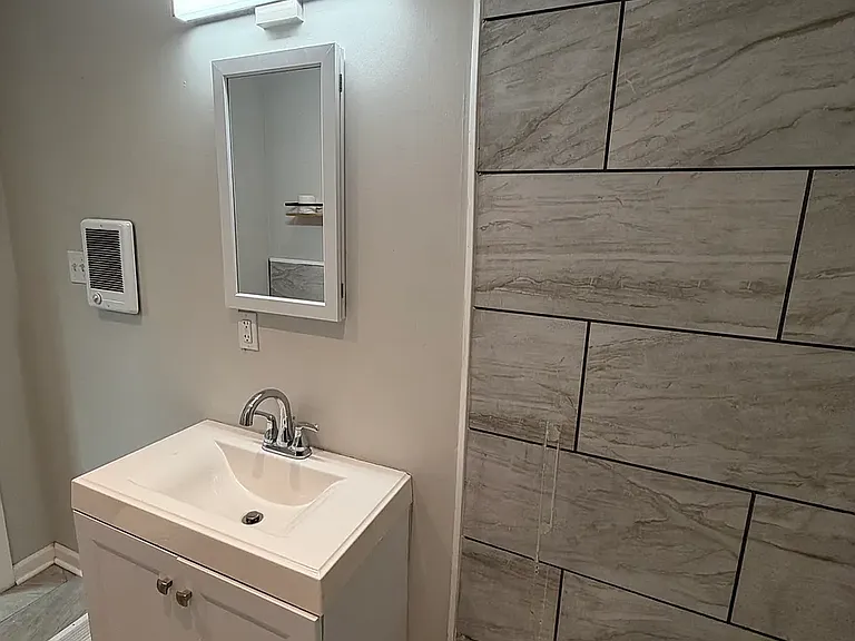 416 Franklin St — Photo 11