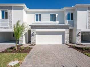 339 Nine Iron Dr, Davenport, FL 33896