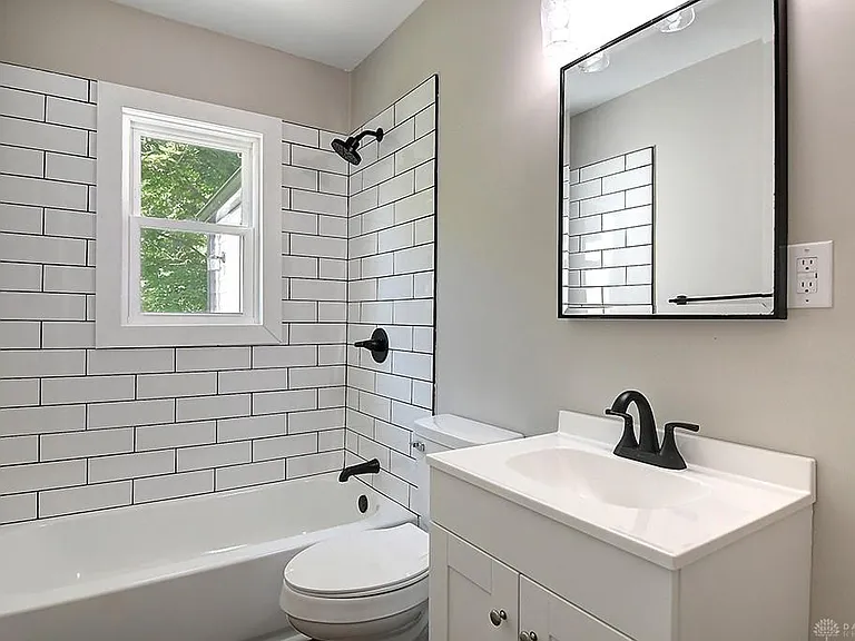 2201 Wilbraham Rd — Photo 15