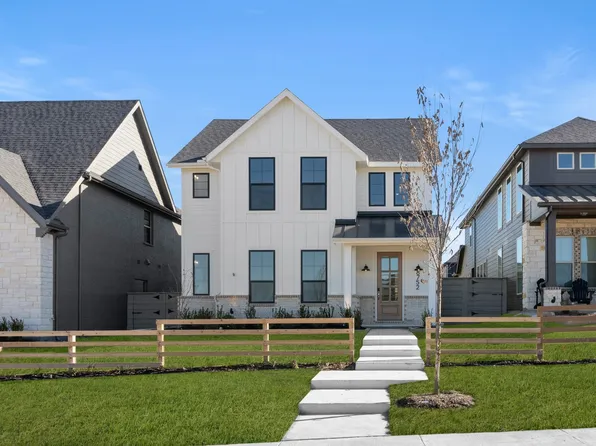 8752 Treeline Pkwy, Justin, TX 76247